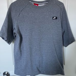Men’s Nike Short Sleeve Sweatshirt